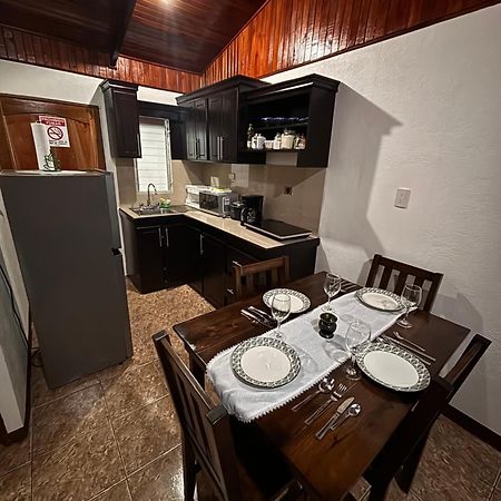 Apartamentos Maily La Fortuna 외부 사진