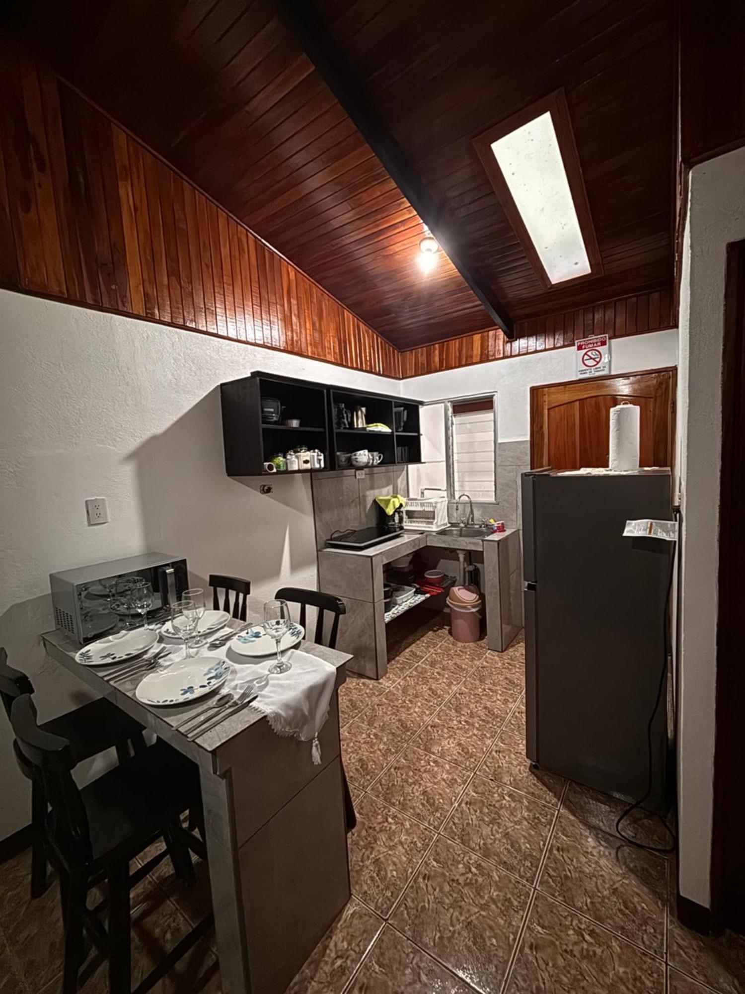 Apartamentos Maily La Fortuna 외부 사진